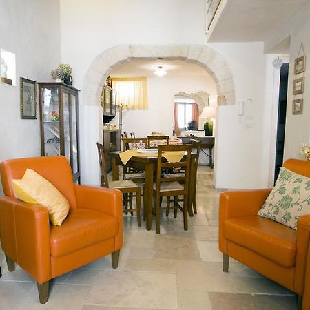 B&B Al Duomo Mola di Bari Εξωτερικό φωτογραφία