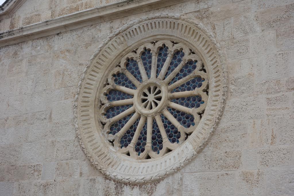 B&B Al Duomo Mola di Bari Εξωτερικό φωτογραφία